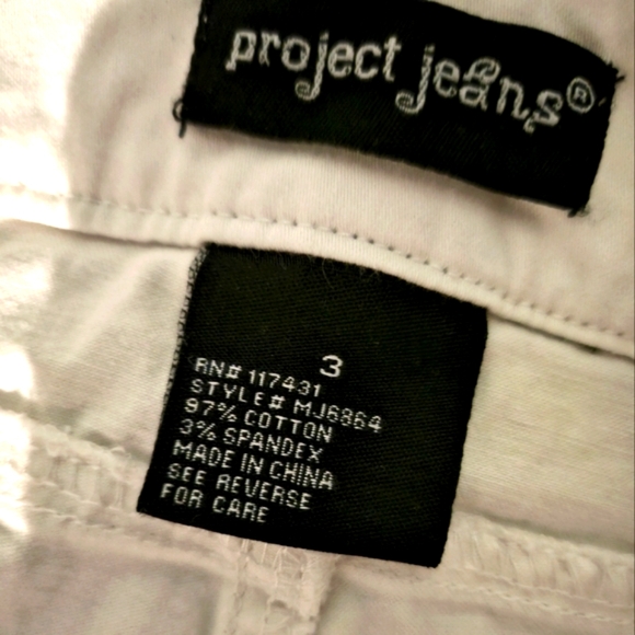 5/$25(#17) Project Jeans cropped white sz3 - Picture 6 of 9